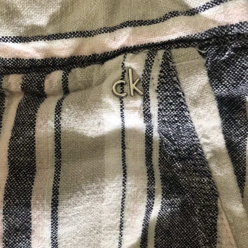 Calvin Klein short